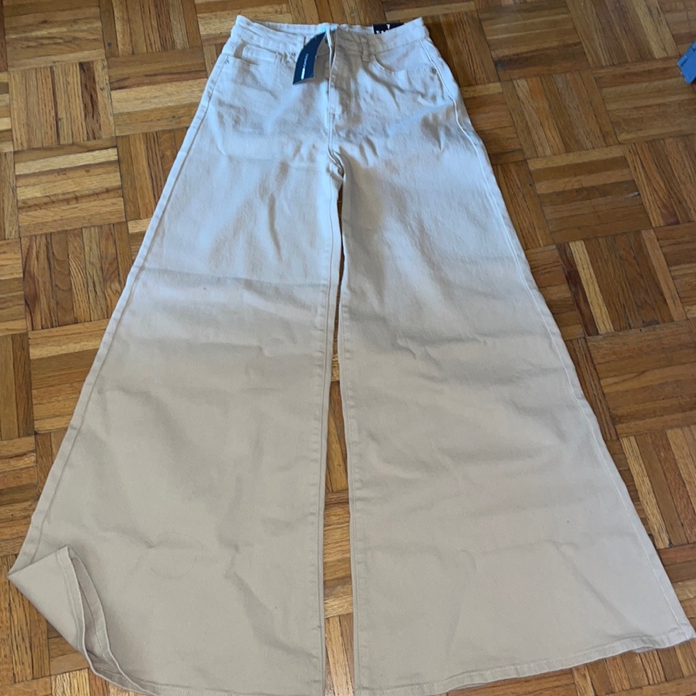 Fashion move wide leg high rise size 7